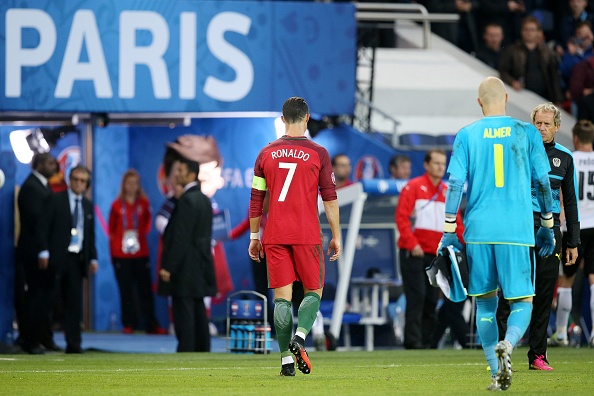 Ronaldo and Almer exit the field after a night of contrasting fortunes | Photo: VI Images/Getty Images