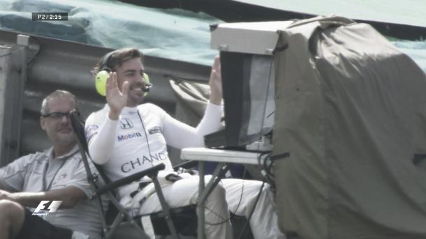 Fernando Alonso, cámara por unos minutos | Fuente: @F1