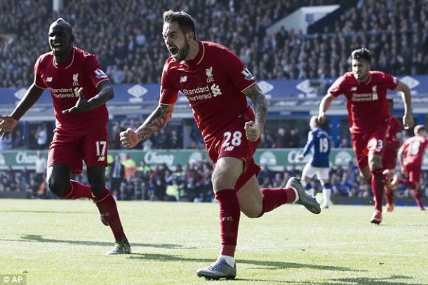 Danny Ings fires Liverpool into the lead at Goodison Park in October 2015. (Source: Getty)