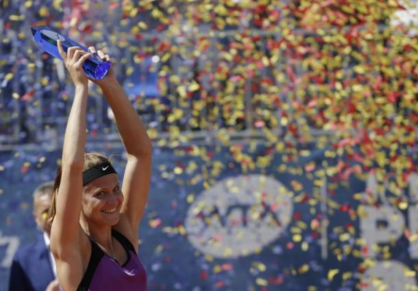 Safarova lifts her first title on home soil. Photo credit: Associated Press (AP).