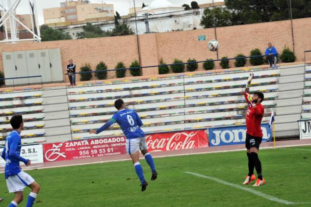 Jorge Herrero anotó así el primer gol azulino | Foto: José Cabeza