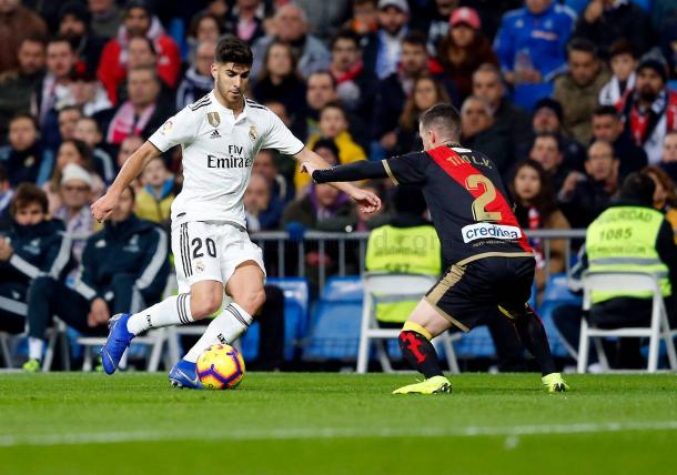 Asensio frente a un defensor del Rayo I Foto: Real Madrid