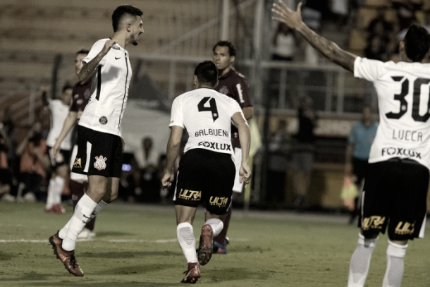 Balbuena marcou o primeiro do Corinthians contra a Ferroviária