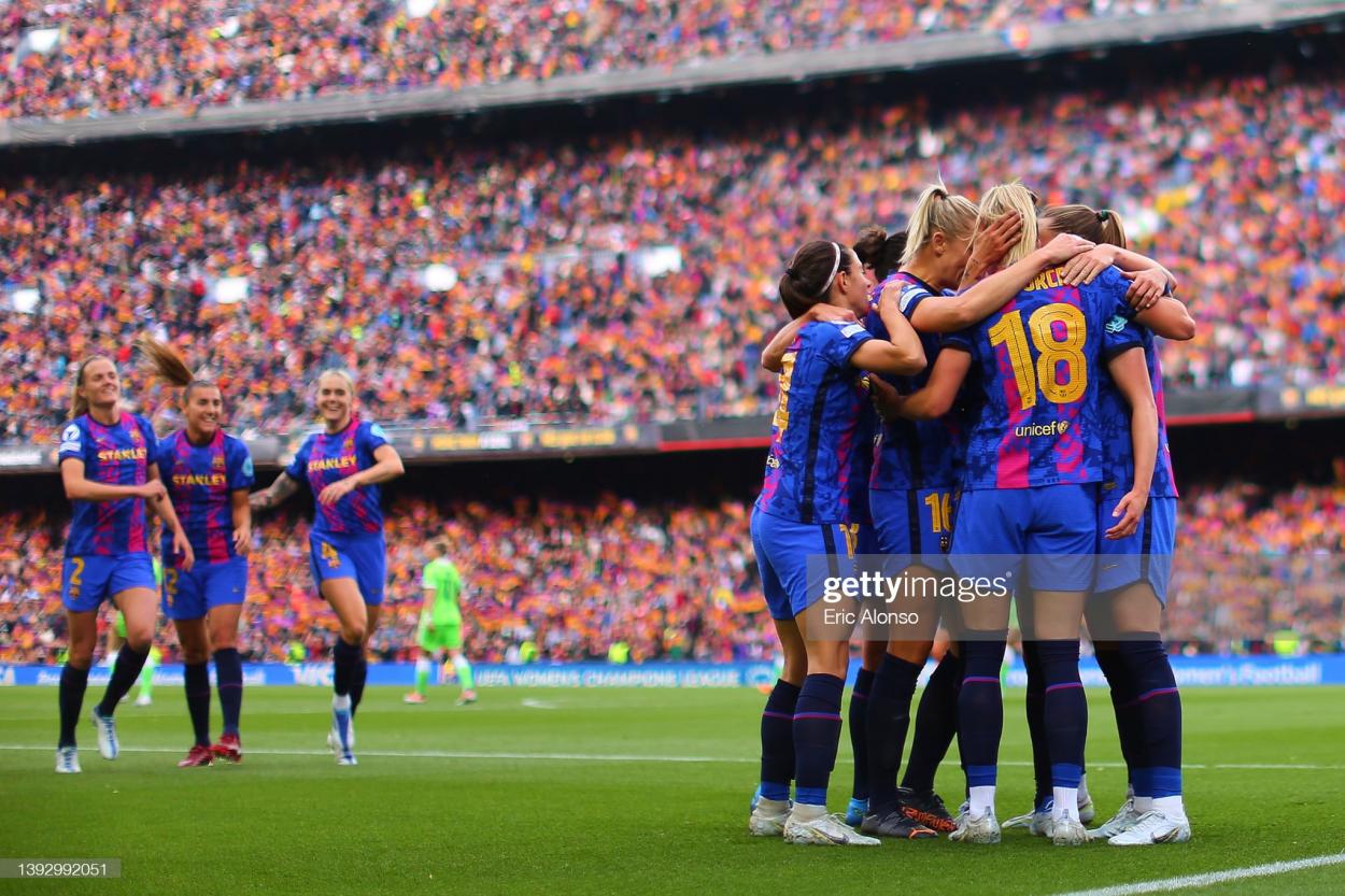 <strong><a  data-cke-saved-href='https://www.vavel.com/en/football/2023/04/27/womens-football/1145108-barcelona-1-1-chelsea-barcelona-reach-final-after-draw-on-home-soil.html' href='https://www.vavel.com/en/football/2023/04/27/womens-football/1145108-barcelona-1-1-chelsea-barcelona-reach-final-after-draw-on-home-soil.html'>Caroline Graham Hansen</a></strong> FC Barcelona celebrates scoring her side's 2nd goal with her team mates during the UEFA Women's <strong><a  data-cke-saved-href='https://www.vavel.com/en/football/2023/06/02/womens-football/1148291-dominique-janssen-relishing-playing-in-her-hometown.html' href='https://www.vavel.com/en/football/2023/06/02/womens-football/1148291-dominique-janssen-relishing-playing-in-her-hometown.html'>Champions League</a></strong> Semi Final First Leg match between FC Barcelona and VfL Wolfsburg at Camp Nou on April 22, 2022 in Barcelona, Spain. (Photo by Eric Alonso/Getty Images)