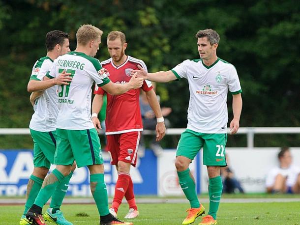 Fin Bartels after scoring against Ingolstadt. | Photo: Kicker/Imago