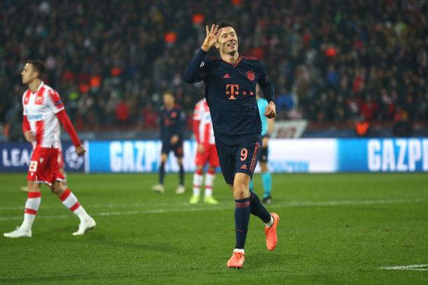 Robert Lewandowski no se cansa de convertir | Foto: @FCBayern