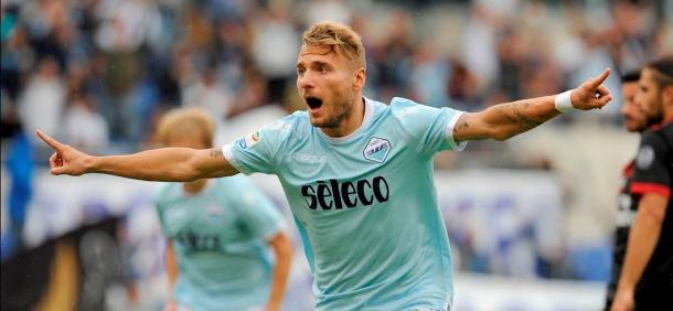 Ciro Immobile esulta dopo la tripletta realizzata al Milan (Fonte foto: Foxsports)