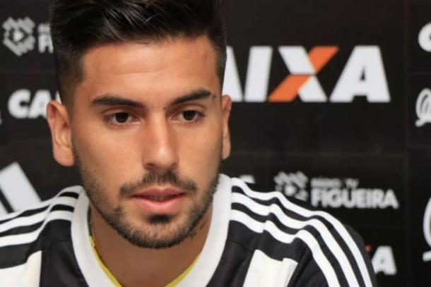 Cedrón vem conquistando seu espaço no Figueirense (Foto: Luiz Henrique / Figueirense FC)