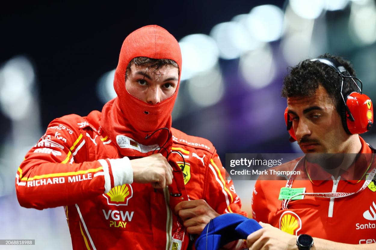 11th placed qualifier Oliver Bearman of Great Britain and Ferrari walks in the Pitlane during qualifying ahead of the F1 Grand Prix of Saudi Arabia at Jeddah Corniche Circuit on March 08, 2024 in Jeddah, <strong><a  data-cke-saved-href='https://www.vavel.com/en/football/2024/01/17/1168998-ajax-complete-jordan-henderson-signing.html' href='https://www.vavel.com/en/football/2024/01/17/1168998-ajax-complete-jordan-henderson-signing.html'>Saudi Arabia.</a></strong> (Photo by Mark Thompson/Getty Images)