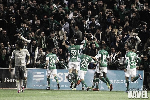 El Real Betis celebra el gol anotado por Álvaro Cejudo la temporada pasada | Foto: Vavel