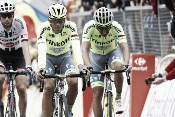 Contador entrando en meta | Foto: Tinkoff / Bettini Photo