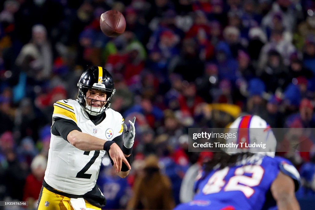  Mason Rudolph #2 of the Pittsburgh Steelers passes during the third quarter against the Buffalo Bills at Highmark Stadium on January 15, 2024 in Orchard Park, New York. (Photo by Timothy T Ludwig/Getty Images)