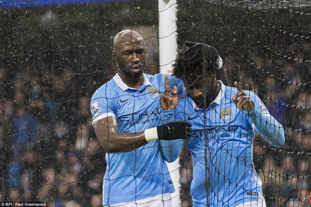 Mangala congratulates Bony on the goal (photo: BPI)