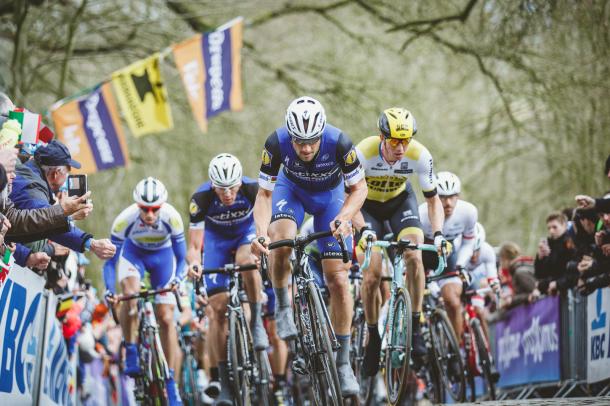 Boonen lidera la subida a una cota en Gante-Wevelgem | Fuente: TDW Sport - Etixx-Quick Step.