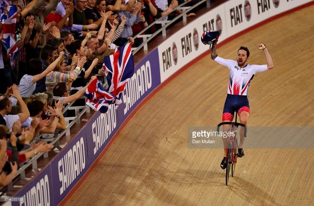 Sir Bradley Wiggins celebrates winning the Mens Madison Final at the 2016 Track Cycling World Championships. | Photo: Dan Mullan/Getty Images