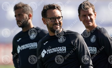 José Bordalás y parte de su equipo técnico. Fuente: Getafe C.F.