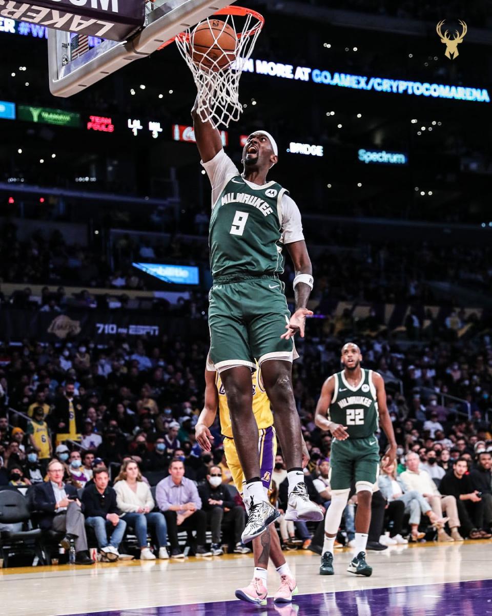 Bucks in victory vs Lakers/Image: Bucks