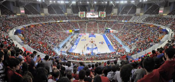 El Buesa Arena en el primer partido de su apertura. Foto: Baskonia
