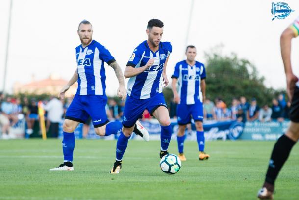 Burgui en el partido contra el Logroñés. / Foto: Deportivo Alavés