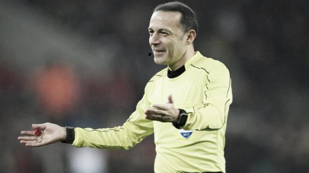 Cuneyt Cakir | Foto: FC Bayern