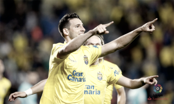 Calleri celebra un gol con el Las Palmas. / Foto: LaLiga