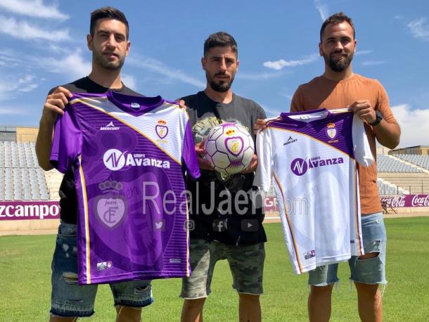 Acto de presentación de las camisetas del Real Jaén (FOTO: Real Jaén)