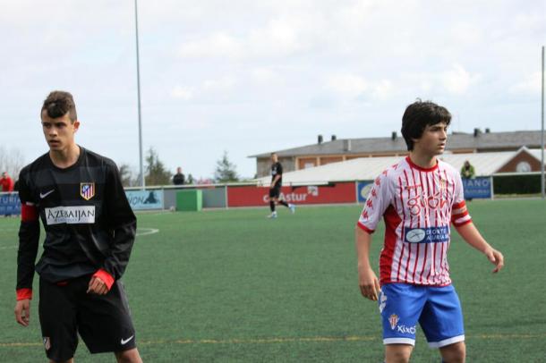 Manu García durante un partido con el Sporting de Gijón. | Foto: Canteranos Por El Mundo
