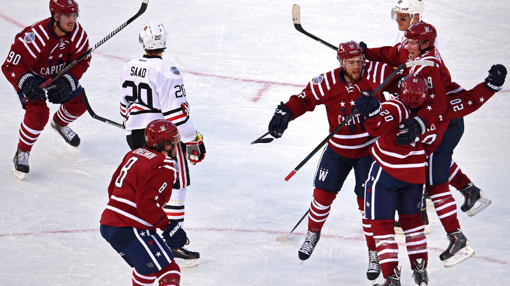 Los capitalinos solo conocen la victoria al aire libre, como en el Winter Classic 2015 | Foto: NHL.com