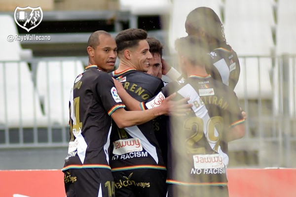 Jugadores del Rayo Vallecano celebrando un gol | Fotografía: Rayo Vallecano S.A.D.