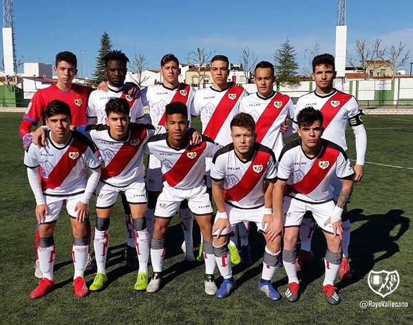 Jugadores del Juvenil A antes del encuentro | Fotografía: Rayo Vallecano S.A.D.