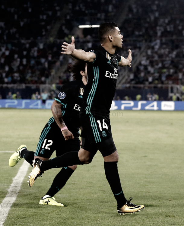 El festejo de Casemiro tras marca el gol que abrió el partido | Foto: Ángel Martínez (Real Madrid C.F.)