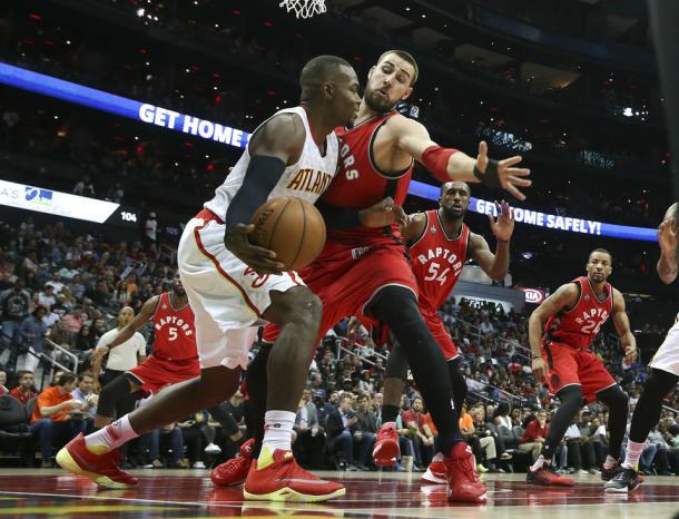 Photo Credit: AP PHOTO/JOHN BAZEMORE)