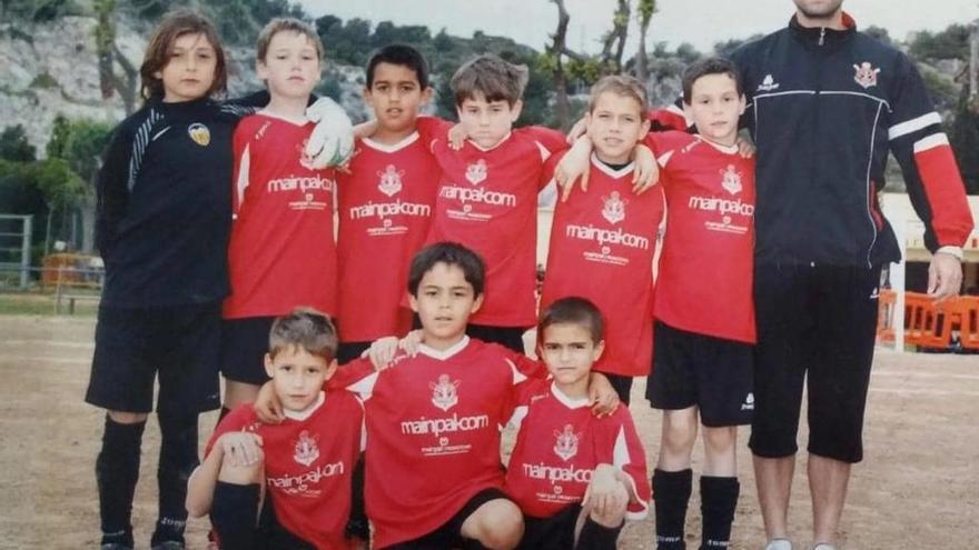 Cristian Rivero (arriba a la izquierda) junto a sus compañeros / Levante- EMV