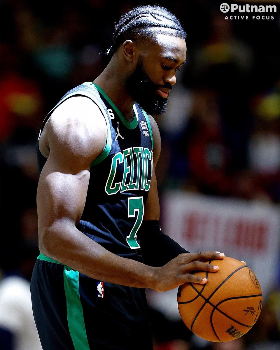 Celtics lead/Image:celtics