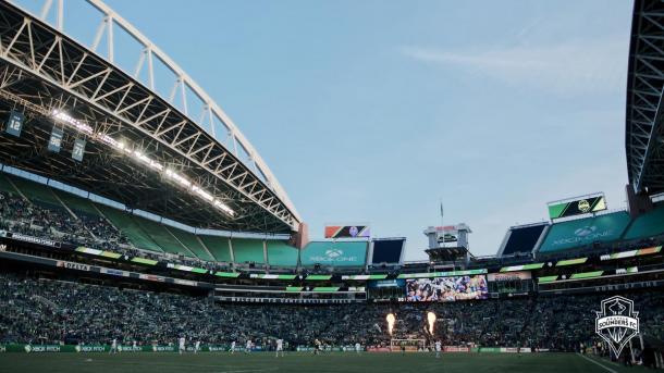Gran ambiente en las gradas del CenturyLink Field de Seattle // Imagen: Seattle Sounders FC