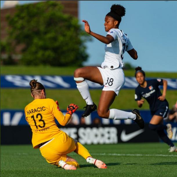 Simone Charley had a great game in her first start of the season. | Photo: isiphotos.com