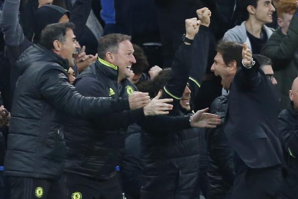 Antonio Conte ipoteca la vittoria finale | twitter@ChelseaFC