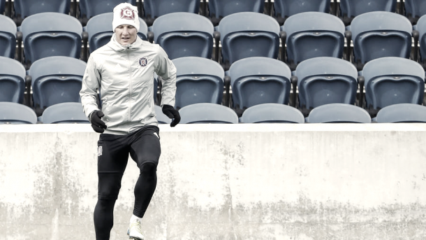 Bastian Schweinsteiger in training with the Fire. | Photo: Kamil Krzaczynski / EPA