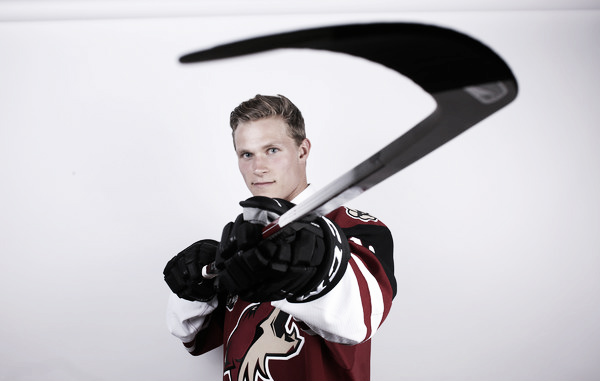 Jakob Chychrun is confident in his play, and will do well with Tucson this season. Source: Jeffrey T. Barnes/Getty Images North America)