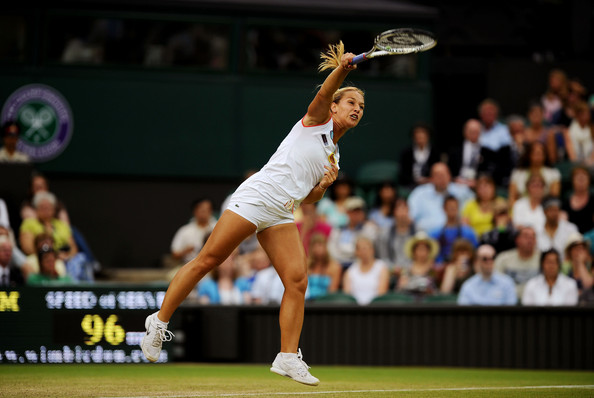 Cibulkova in quarterfinal action at Wimbledon against Sharapova (Photo by Clive Mason / Source : Getty Images)