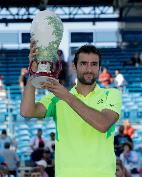 Cilic hoisting his first Masters 1,000 title at the Western and Southern Open (Photo by Andy Lyons / Source : Getty Images)