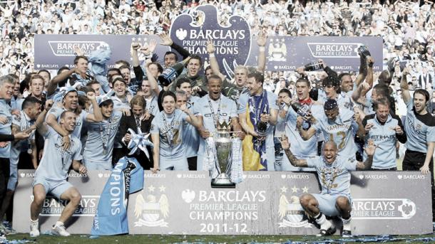 El Manchester City levantando el título de campeón de la Premier League. | Foto: mcfc.co.uk