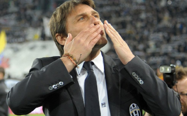 Conte conquistó tres títulos de liga como entrenador de la Juve | Foto: Getty Images