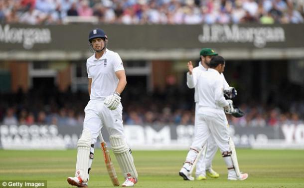 Cook couldn't lead his side to victory in the first test (photo: Getty Images)