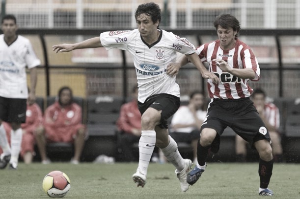 Relembre Histórico Entre Corinthians E Estudiantes, Que Vão Se ...