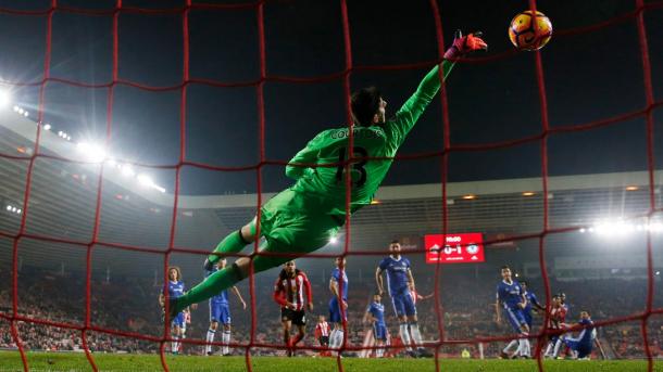 Super parata di Courtois al 93' per blindare lo 0-1 dell'andata | www.premierleague.com