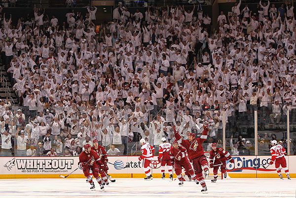 It's been since the 2011/12 season that the Coyotes have had a playoff white-out. (Photo: Suffolkvoice.net)