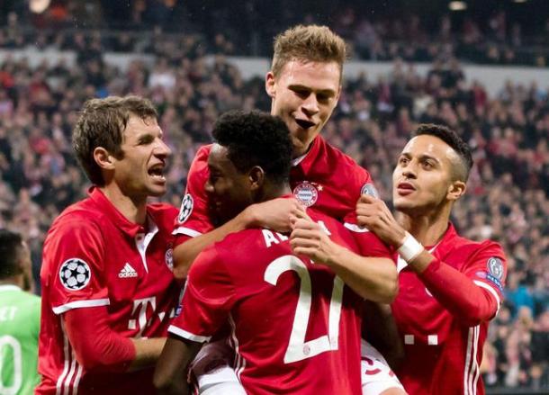 Kimmich festeggia il suo gol nella partita d'andata insieme a Muller, Thiago Alcantara e l'assistman della situazione, Alaba. | ansa.it.