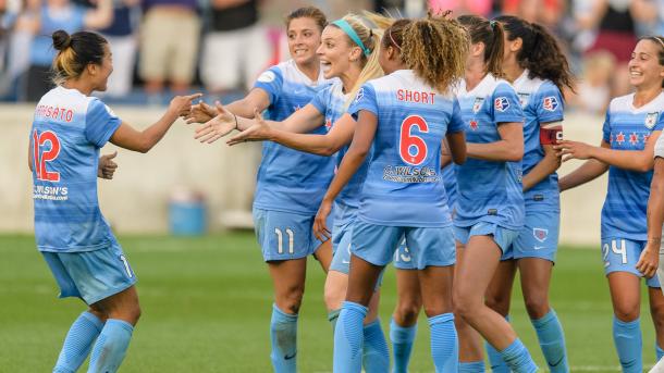 Nagasato celebrating with her teammates after a game winning assist to Julie Ertz l Source: NWSL Soccer