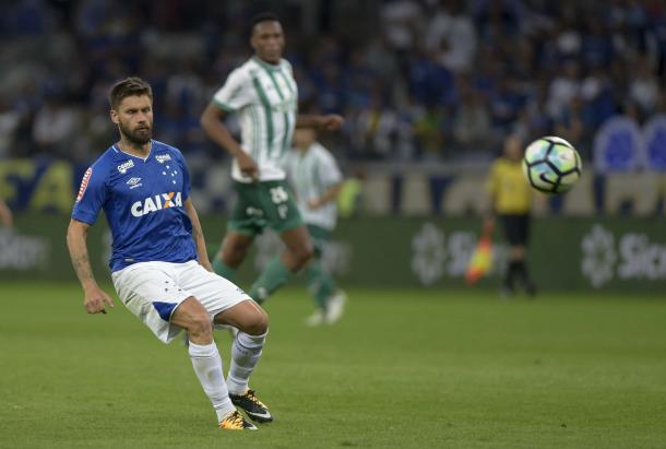 Rafael Sobis afirmou que não seria justo o Cruzeiro não sair classificado do Mineirão. (Foto: 